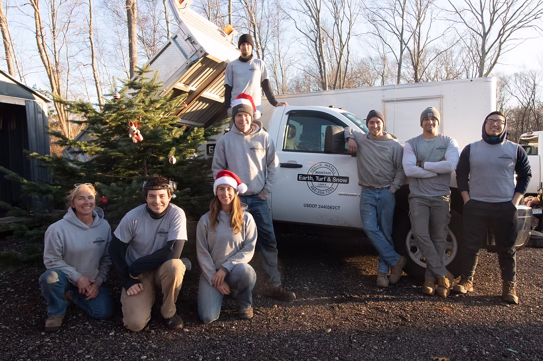 Earth, Turf & Snow landscaping team at work